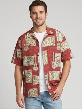 100% Cotton Hawaiian shirt made in Hawaii.